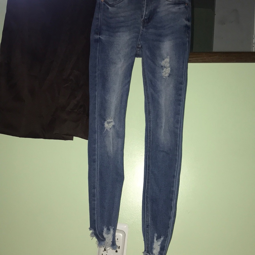 Jeans - Picture 3 of 4